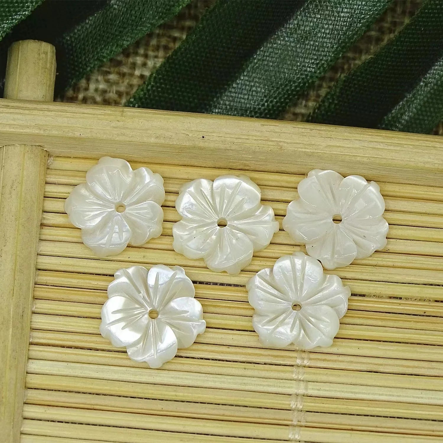 Hand Carved Natural White Shell Mother of Pearl Flowers High Grade Color Play Jewelry Components 12-15mm Sizes