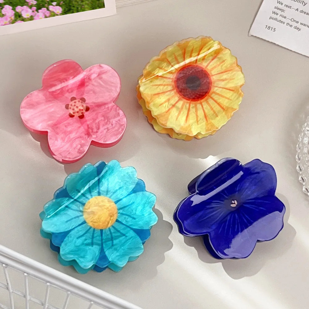 2025 Yi YHJ Women's Hair Accessories Cute 6cm Spring Flower Clip Acrylic Shark Clip Hair Claw Clips Girl Children Wholesale