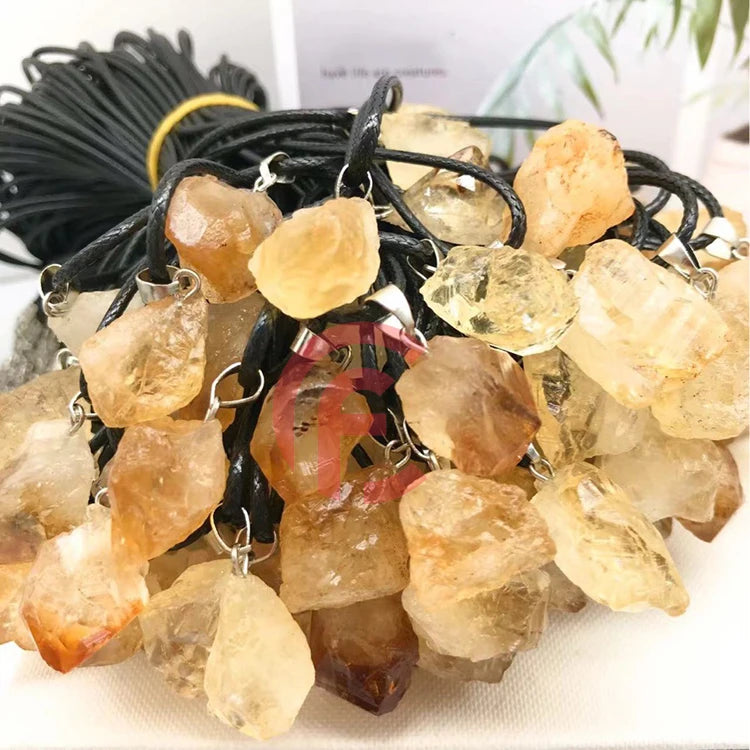 Natural Stone Citrine Pendant Necklace Natural Druzy Topaz Quartz Gemstone Pendant Necklace for Women and Men