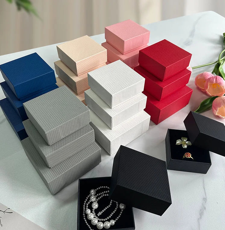 A1 Eco Friendly Personalized Jewelry Box Gift Packaging Storage Necklace Pendant Bracelet Earring  Paper Jewelry Display Box
