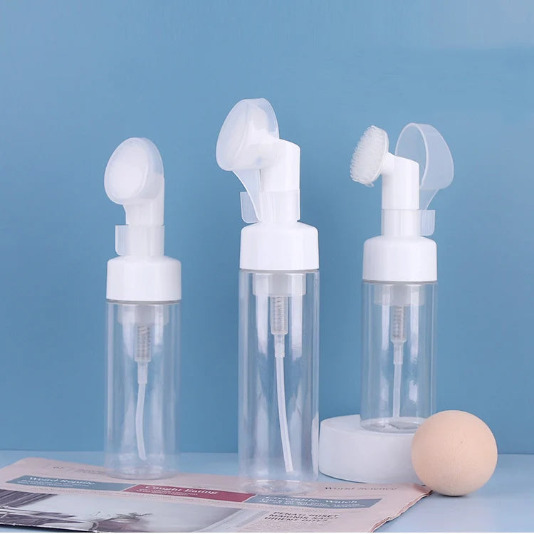 Cosmetic Facial Cleanser Mousse 100ml 150ml 200ml Clear White Plastic Pet Liquid Soap Foam Pump Bottle With Silicone Brushes