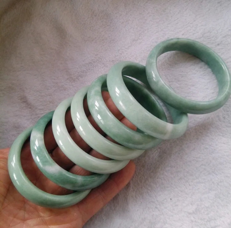 GT Newest Bangle Jewelry Natural Jade Emerald Bracelet Light Green Jade Bracelet Bangles for Women Gift
