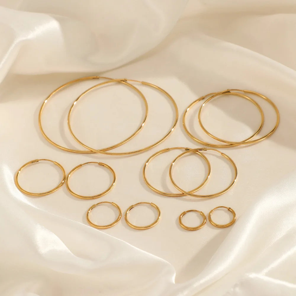 New Trendy 18K Gold Plated Round Stainless Steel Statement Gold Simplicity Round Hoop Multiple Size Customized Hoop Earrings