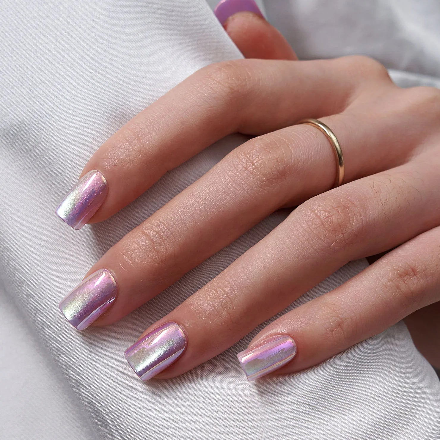 BTArtbox Luxury Artificial False Fake Nails Wholesale Short Square Purple Chrome Cat Eye Soft Gel Bling Premium Press on Nails