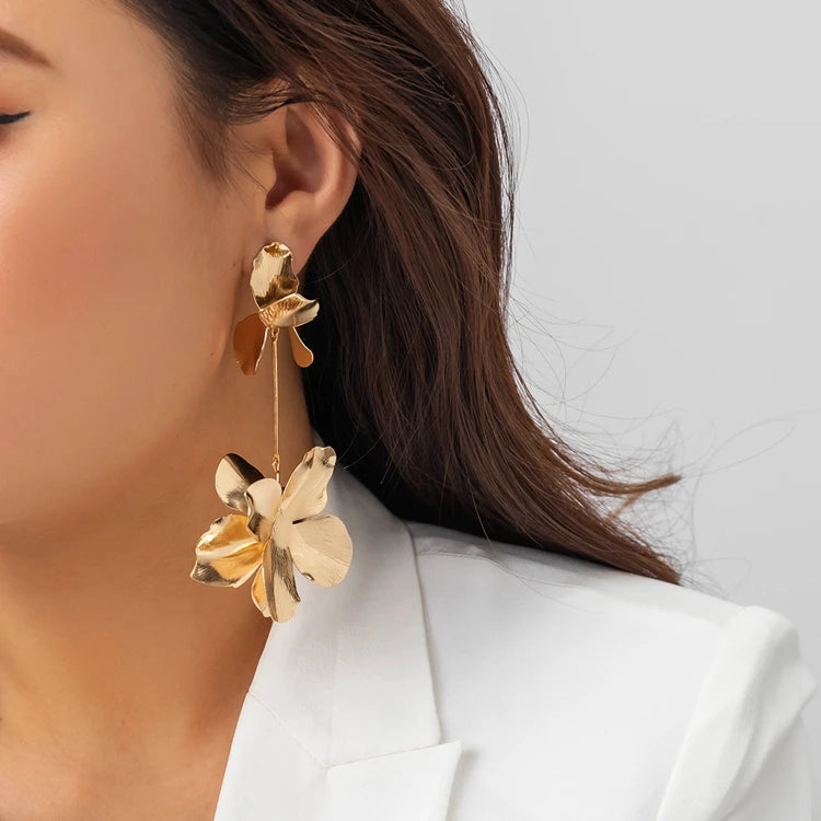 XR-24 Wholesale Fashion Ear Jewelry Stud Earring Women Ear Jewelry Modern Big Flower Earrings for Girls