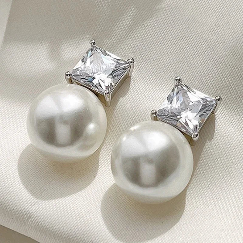 Huitan Wholesale Women's Trendy Princess Cut Cubic Zirconia Pearl Earrings Wedding Fashion Jewelry Silver Plated Stud Earrings