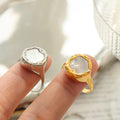 New Fashion Geometric White Shell Ring 18k Pvd Gold Plated Stainless Steel Jewelry Wholesale Anillos De Oro
