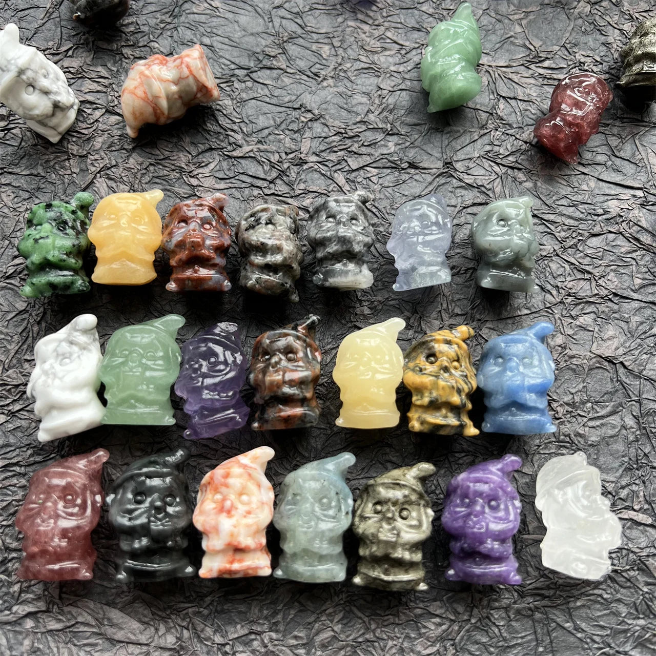 Natural Crystal  Santa Claus Green  Aventurine Rose Clear Quartz Santa Claus for Christmas Decoration