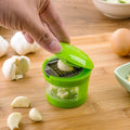 HelloWorld Kitchen Innovations Garlic Peel Garlic Press Crusher Mincer and Storage Container Garlic Chopper Kitchen Tool