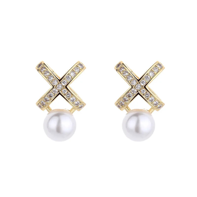 Wholesale Hot Selling the New 2021 Cross-set Diamond Pearl 925 Silver Needle Ear Stud for Woman and Holiday Gift