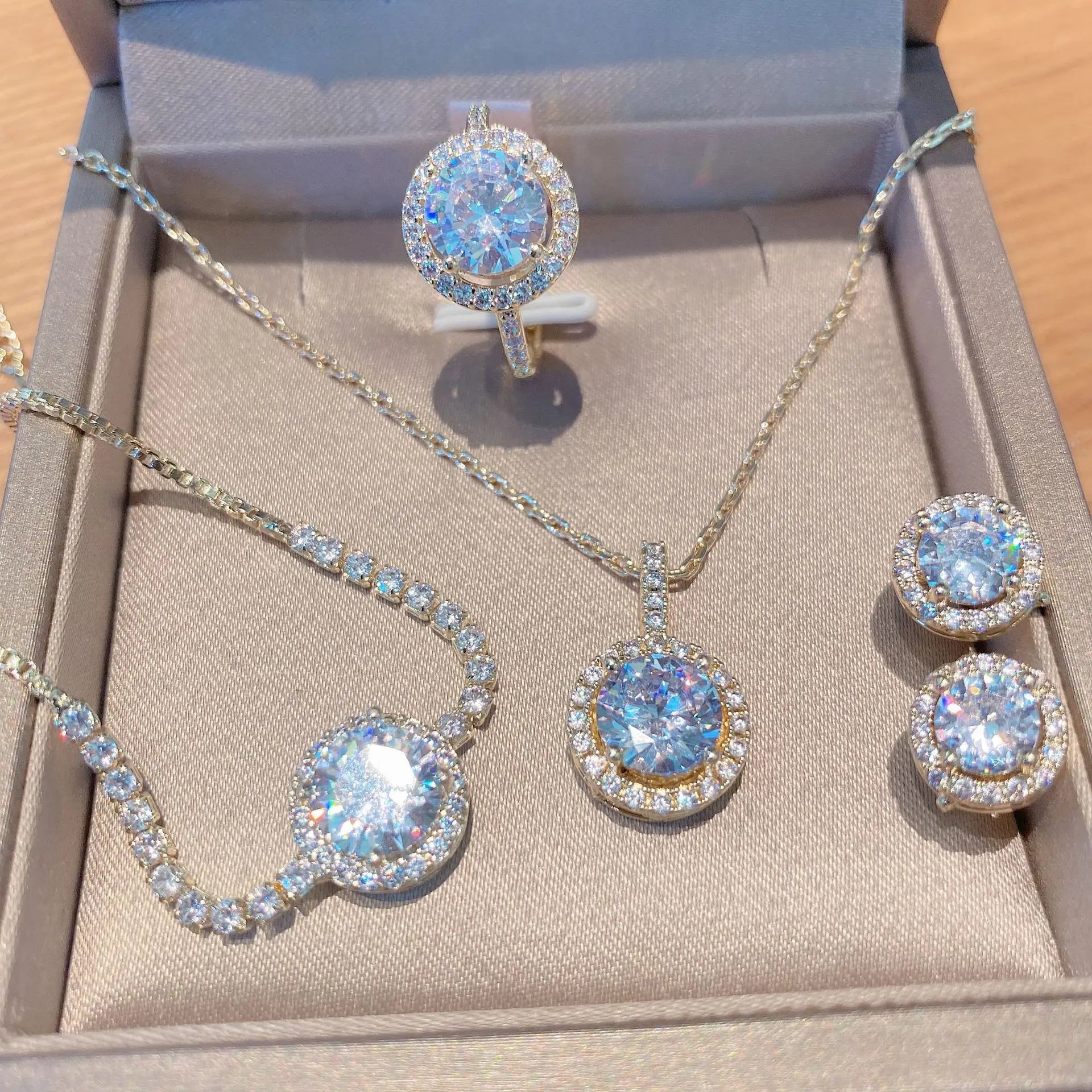 DAIHE New 925 Silver Post Round Stud Earrings Cubic Zirconia CZ Geometric Ring Necklace Jewelry Set