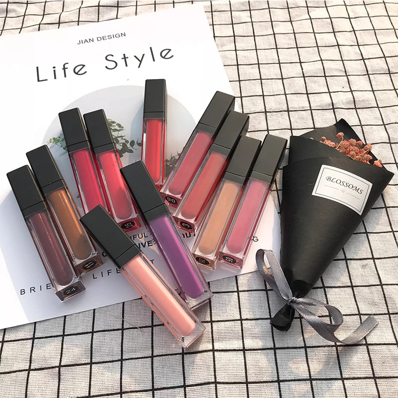 Wholesale Lips Cosmetics Non-stick Long Lasting Lip Gloss Custom Your Own Private Label Lip Gloss Vegan Matte Liquid Lipstick
