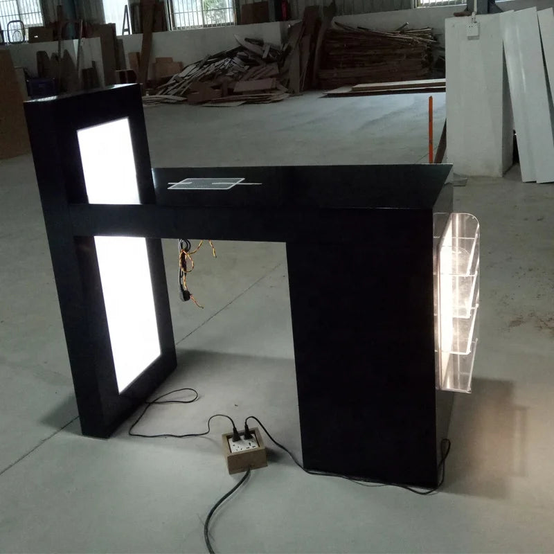 Foshan Factory Modern Black Led Light Nail Salon Manicure Table With Exhaust Fans Light Luxurye