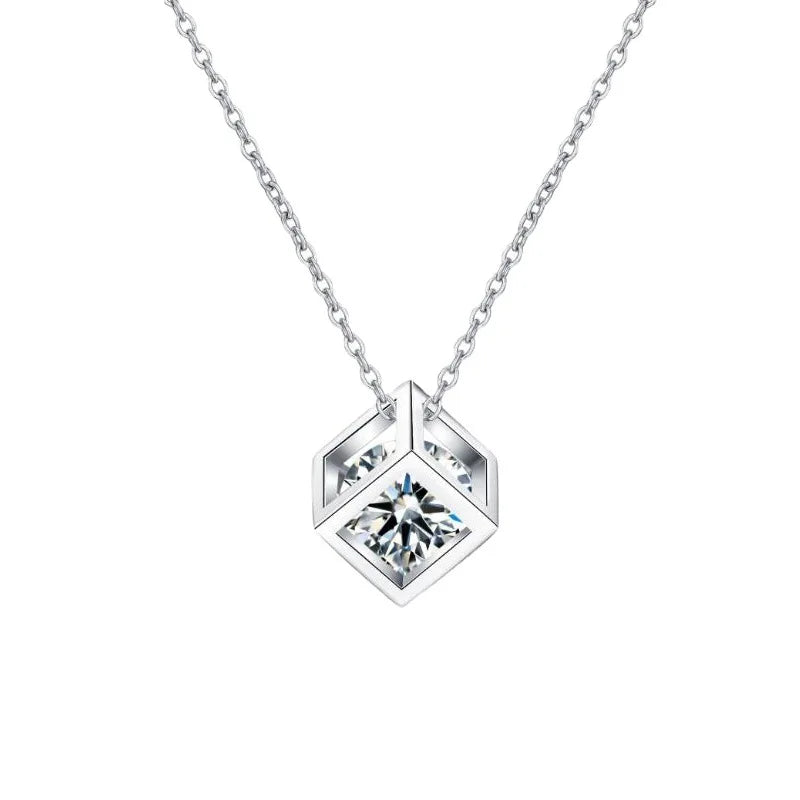1 Carat Moissanite Rubik's Cube Necklace 925 Sterling Silver Niche Design High Fashion Cute Girlfriend Souvenir Birthday Gift