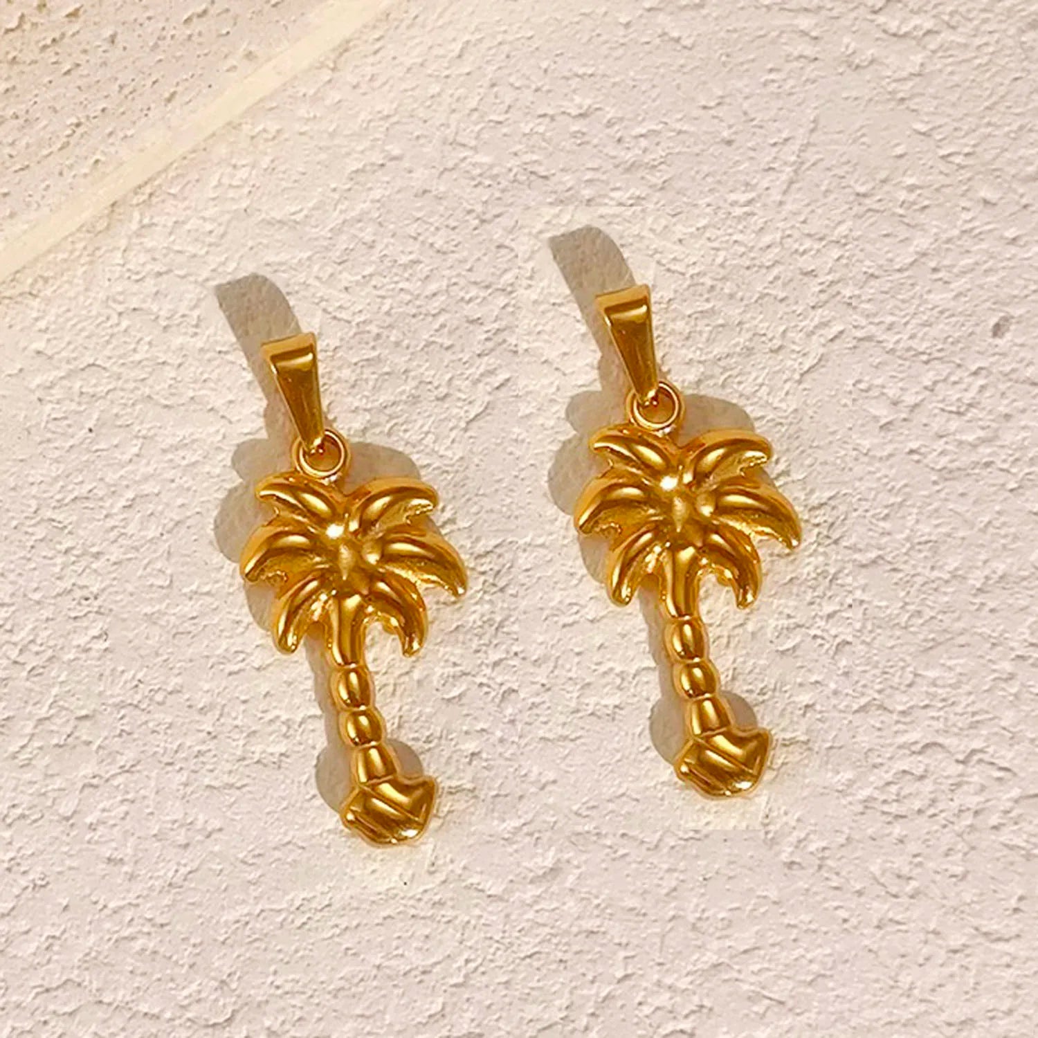 Wholesale Cheap DIY Summer Charms Stainless Steel 18K Gold Ocean Conch Shell Palm Tree Charm Heart Pendant Starfish Pendant