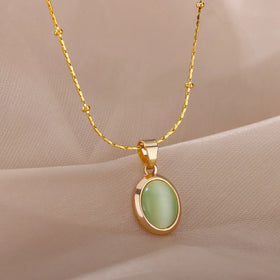 High End Non Tarnish Stainless Steel Gold Plated Chokers Necklace Fashion Green Natural Stone Pendant Necklace Colier Pour Femme