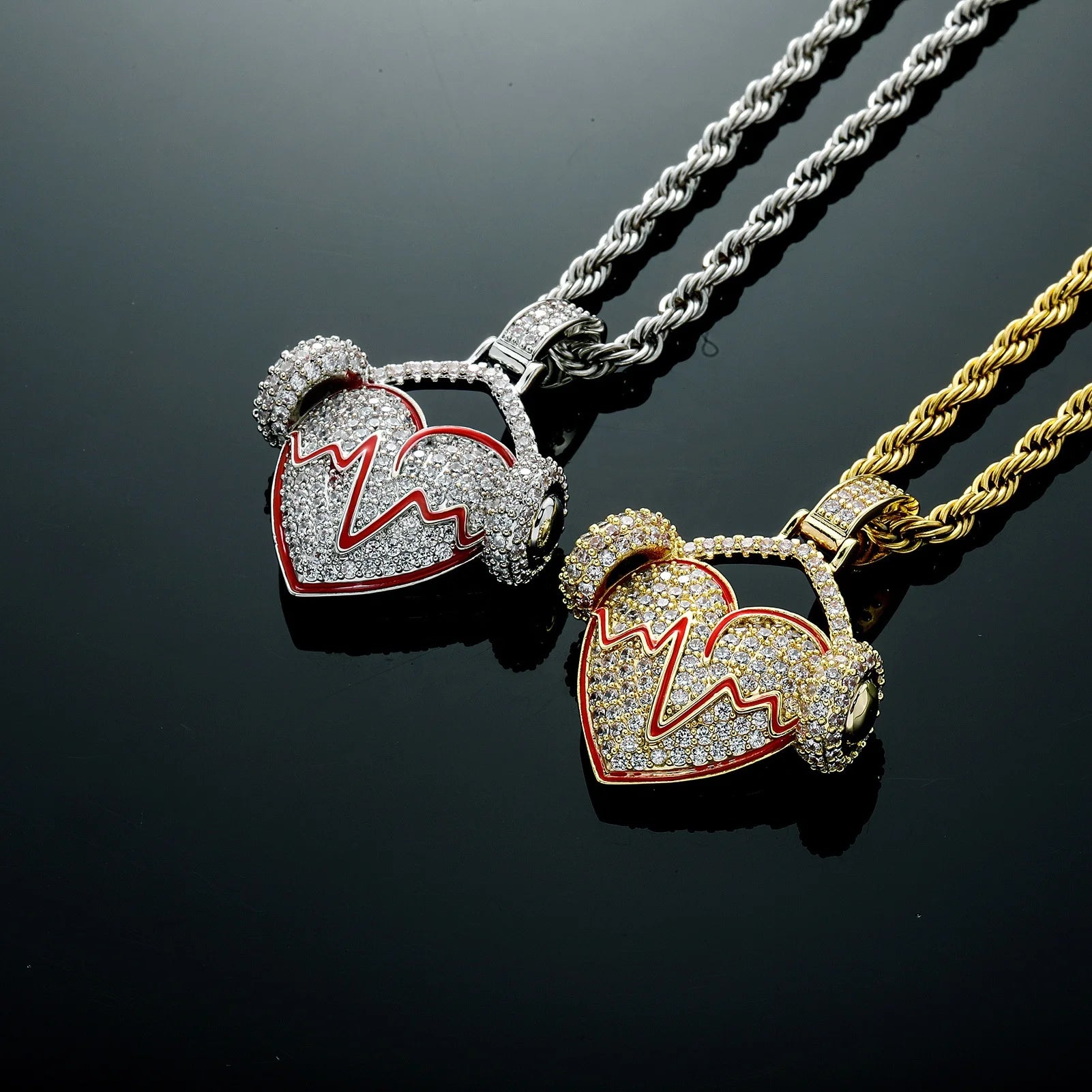 New Iced Full Zircon Heart Shape Pendant Necklaces Hip Hop Jewelry Brass Gold Plated Rope Chain Beating Heart