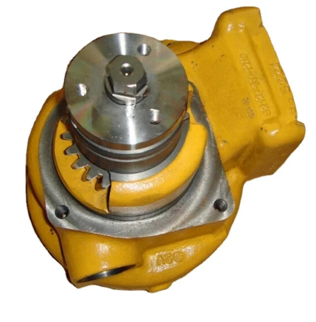 PC200-5 Excavator Water Pump  6D95 Water Pump Assy 6206-61-1101 6206-61-1102 6206-61-1103 6206-61-1104