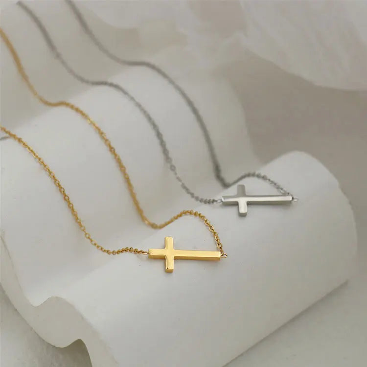 Fashion 18K Gold Plated Sideways Cross Charm Necklace Non Fade High Polish Stainless Steel Horizontal Cross Necklace for Women