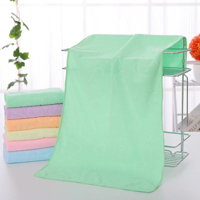 Factory Wholesale Embossed Absorbent Bath Towel Set Quick Dry Beach Towel in Multiple Colours