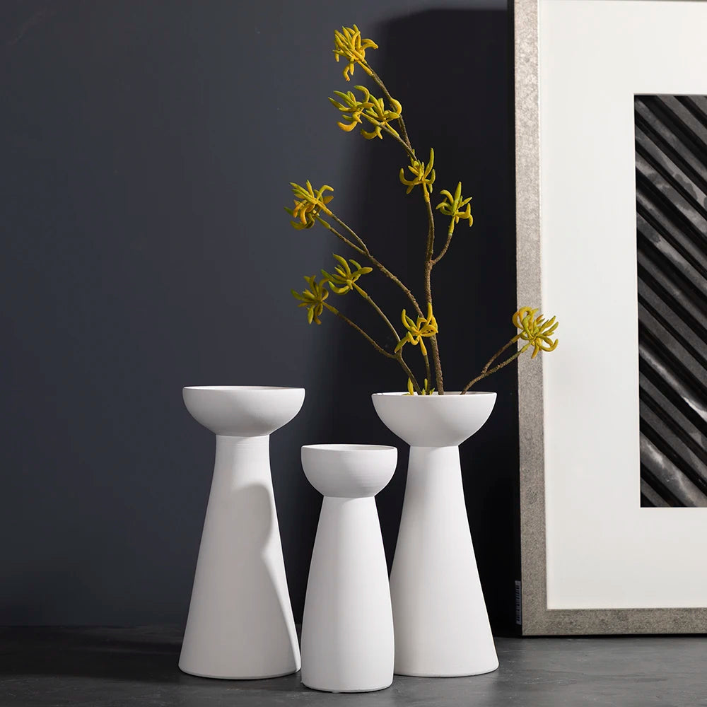 Merlin Hand Shaping Bottle Vase Small Minimalist Pampas Grass Nordic Matte White Vase for Flower Modern Ceramic for Home Decors