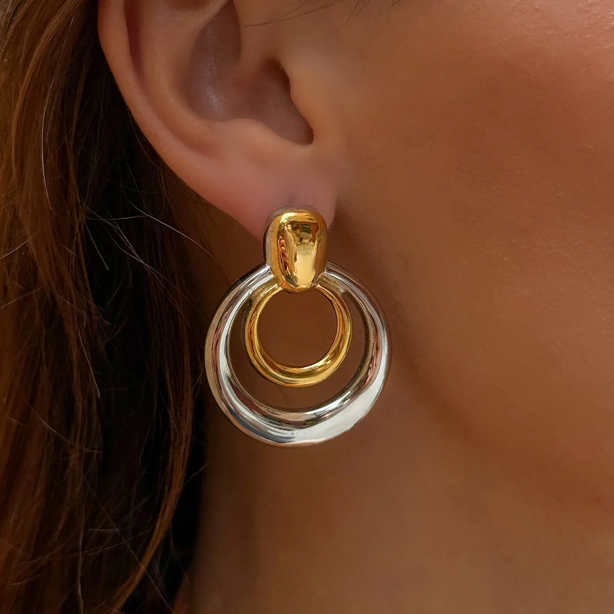 Design 18K PVD Stainless Steel Two-tone Hollow Hoop Stud Earrings Trendy Double Hollow Stud Earrings Jewelry Women Gift