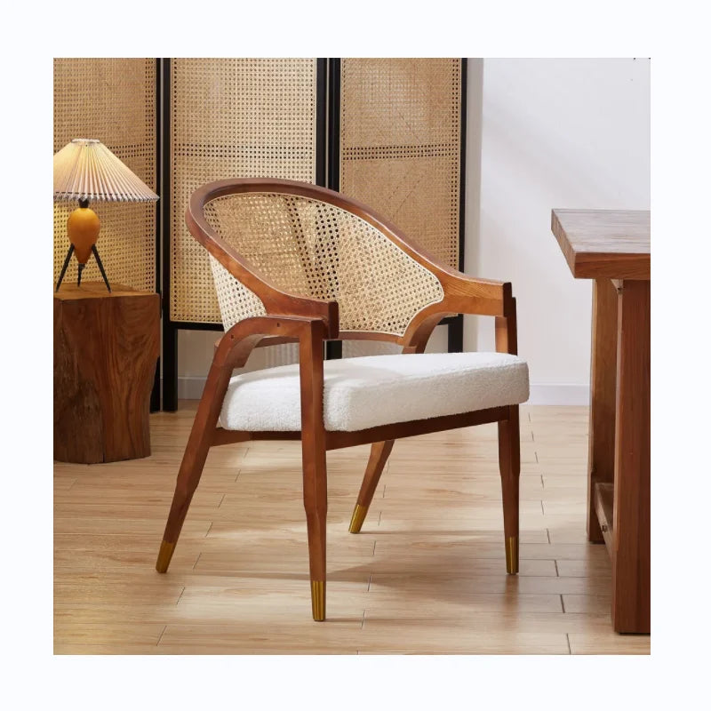 High Quality Cafe Armchair Modern Hot Sale Rattan Solid Wood Dining Chair Low Price Sale Living Room Dining Chair