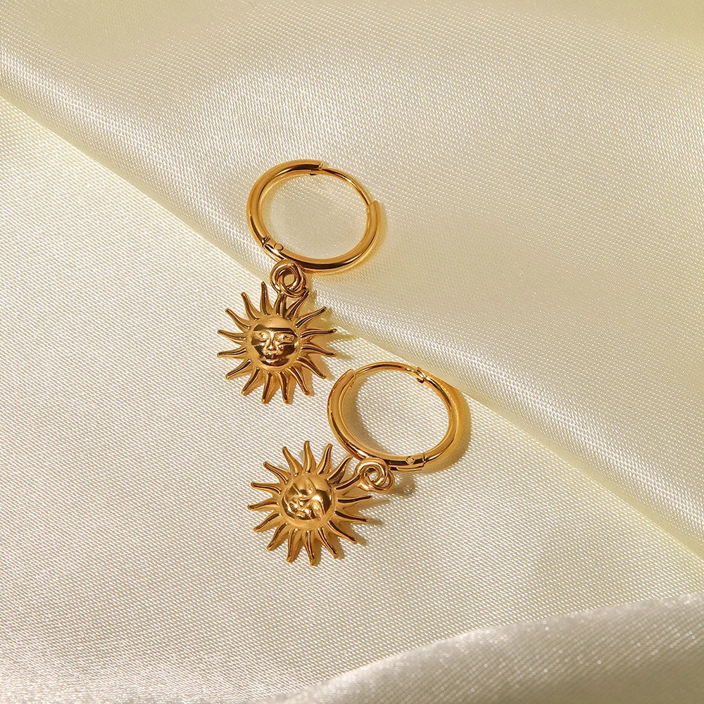 18K Gold Plated Stainless Steel Classic Sun Shaped Pendant Hoop Earrings Waterproof Dainty Jewelry Wholesale