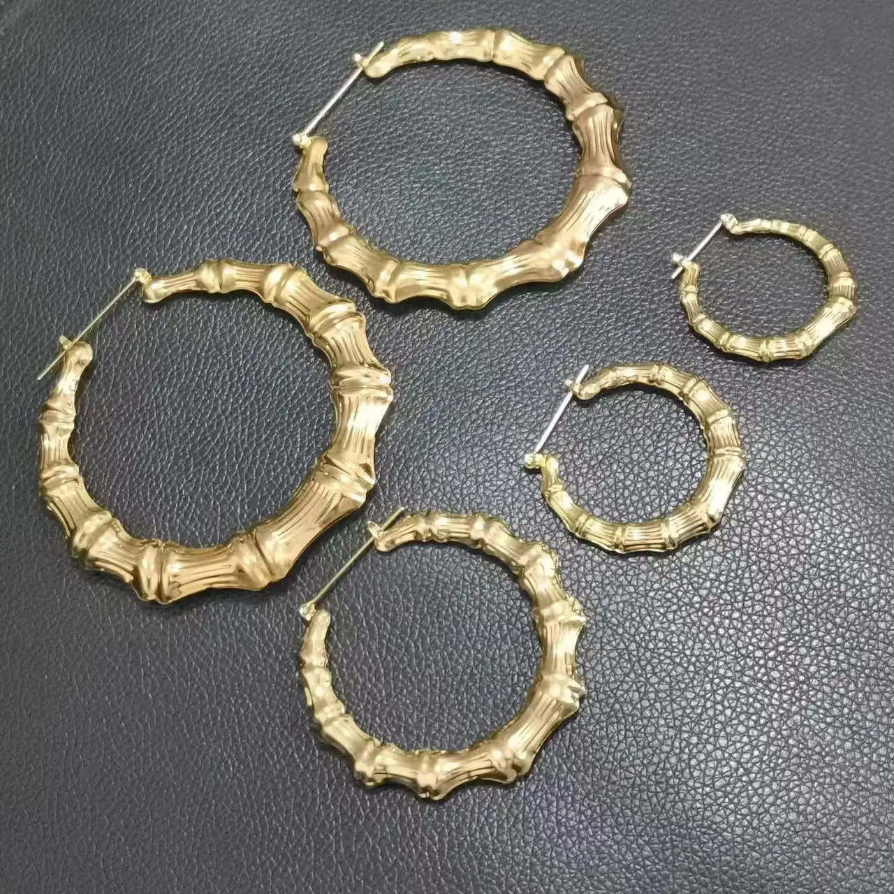 Jewelry Supplier New Fashion Jewelry Sets Customize Earrings Exaggerated Geometric Bamboo Gold Plated Hoop Earrings for Woman