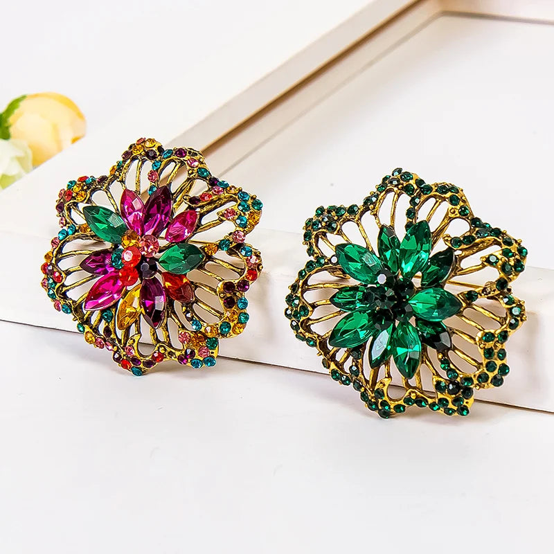 2023 Hot Sale Women Gemstone Floral Brooch Colorful Hollow Rhinestones Flower Shaped Brooch Pins