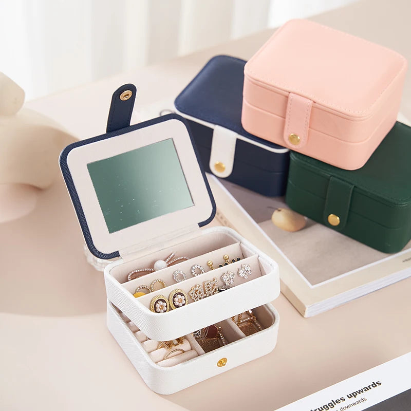 Wholesale Small Portable Velvet PU Leather Travel Jewelry Boxes Custom Logo Available White Pink Navy Blue for Jewellery Storage