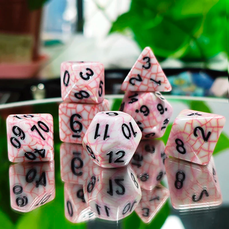 Hot Sales Polyhedral DND Web Dice Set 7pcs Acrylic and Plastic D20 Shaped Dice for DND Rolling Tower Red Color