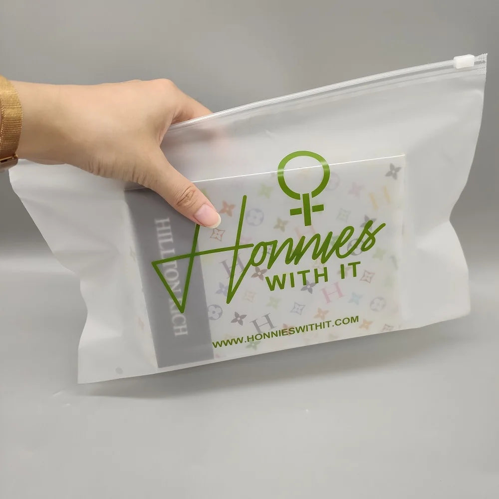 UK Hot Sale Custom Print Matte Polythene PE Zip Lock Sealing Zipper Top Plastic Packaging Bag for Clothes Garment