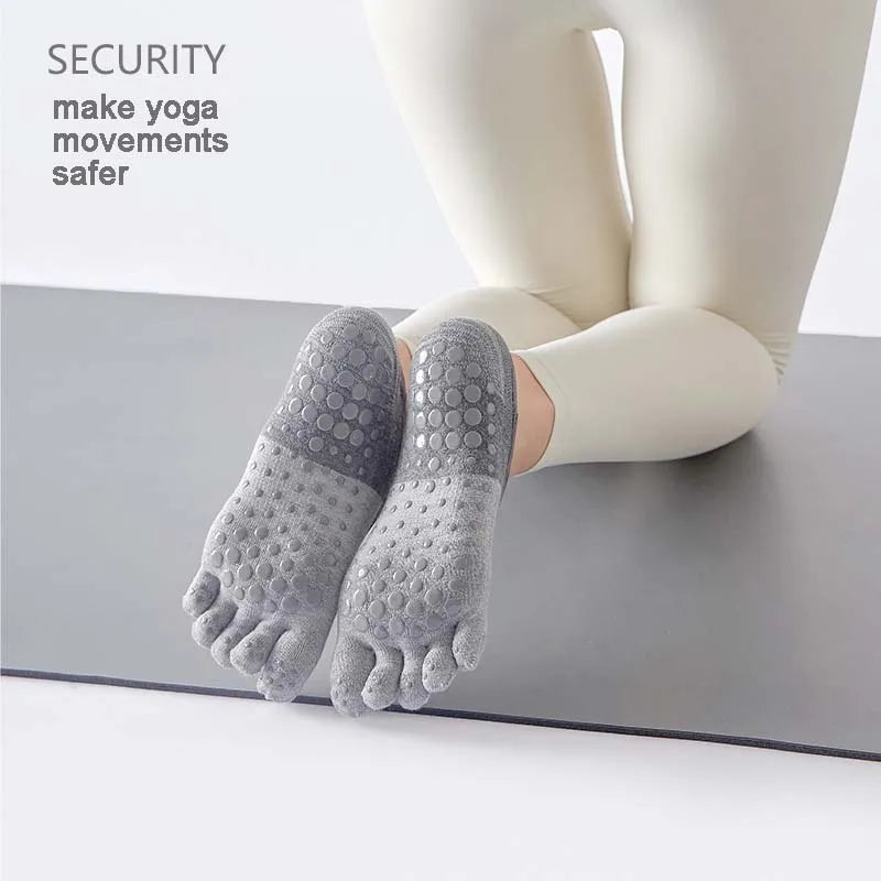 Professional Women's Yoga Socks Anti-Slip 5-Toes Banded Split Toe Sweat-Absorbent Customizable Print Eco-Friendly