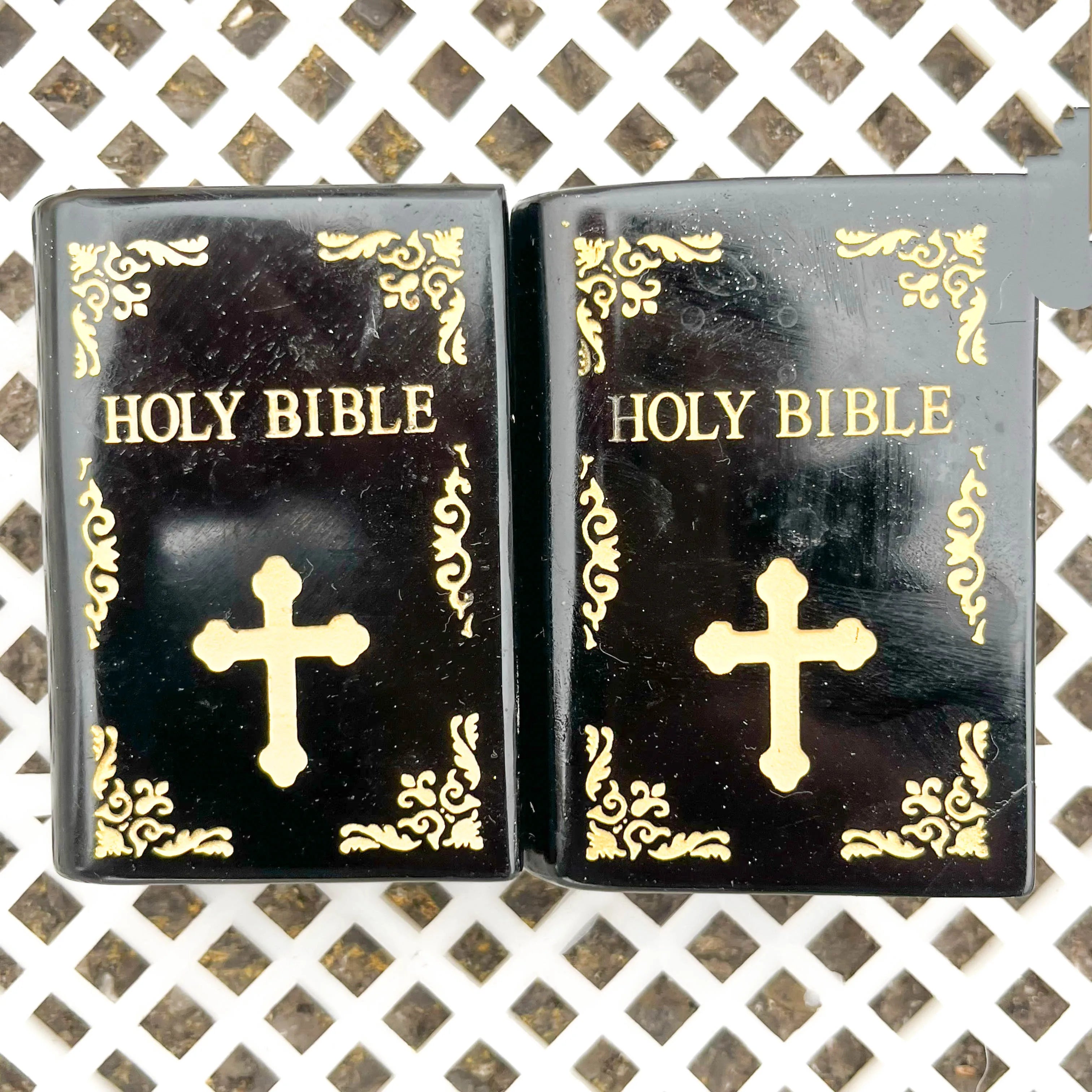 Hot Selling Black Obsidian Clear Quartz Holy Bibles Healing Crystal Crafts Book for Metitation