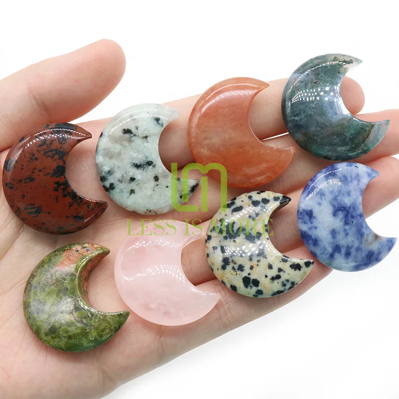 Hot Selling Natural 26*30mm Healing Crystal Stone Moon Shape Ornament for Home Desk Decoration Meditation Jewelry