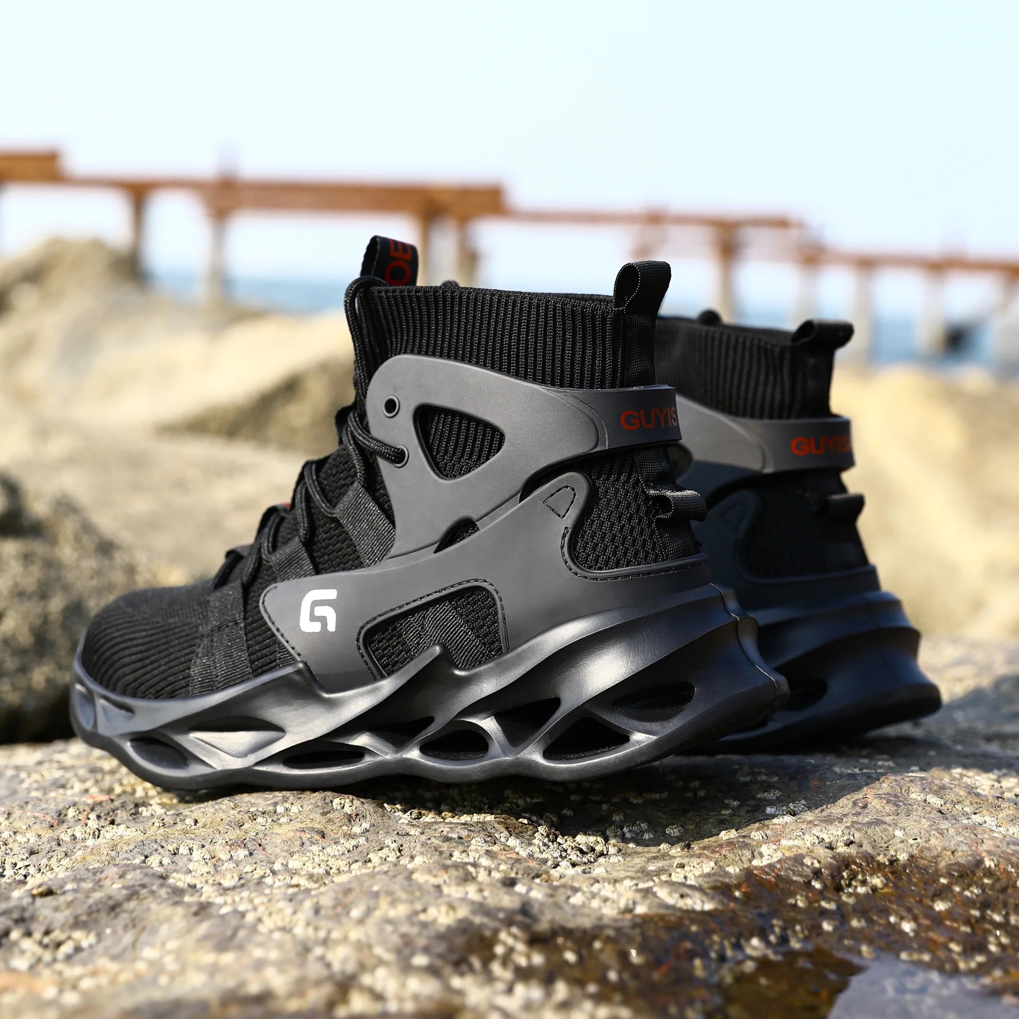 GUYISA Winter Outdoor Sports Safety Shoes European Standard Steel Toe Lightweight Anti-smashing Construction Protection Shoes