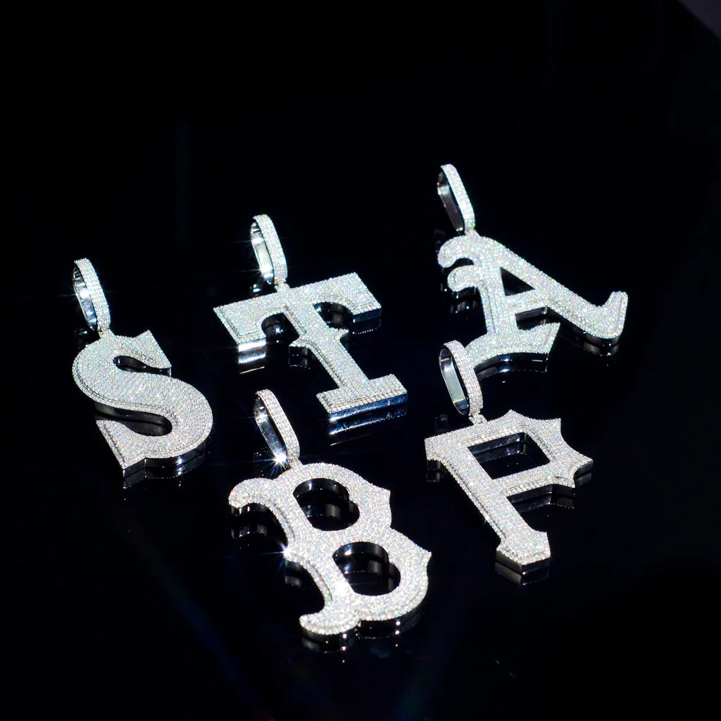 Fast Delivery Moissanite Letter Pendant Ice Out Round Brilliant Cut Moissanite 925 Silver Gold Plated Hip Hop Pendant