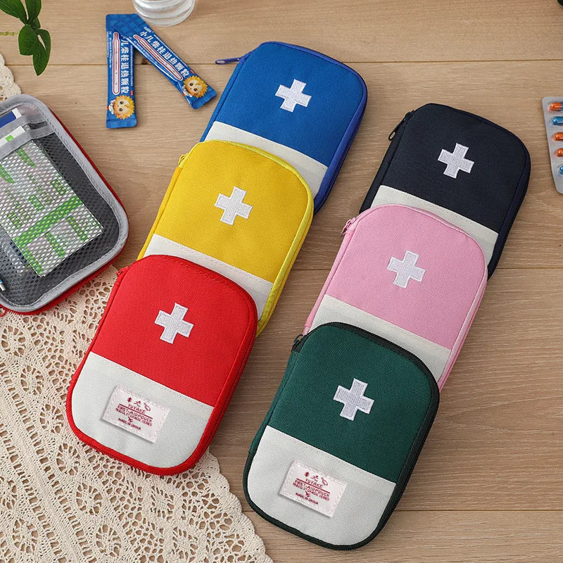 Small Size Outdoor Portable First-aid Survival Kit Bag Emergency Storage Kit Medicine Bag