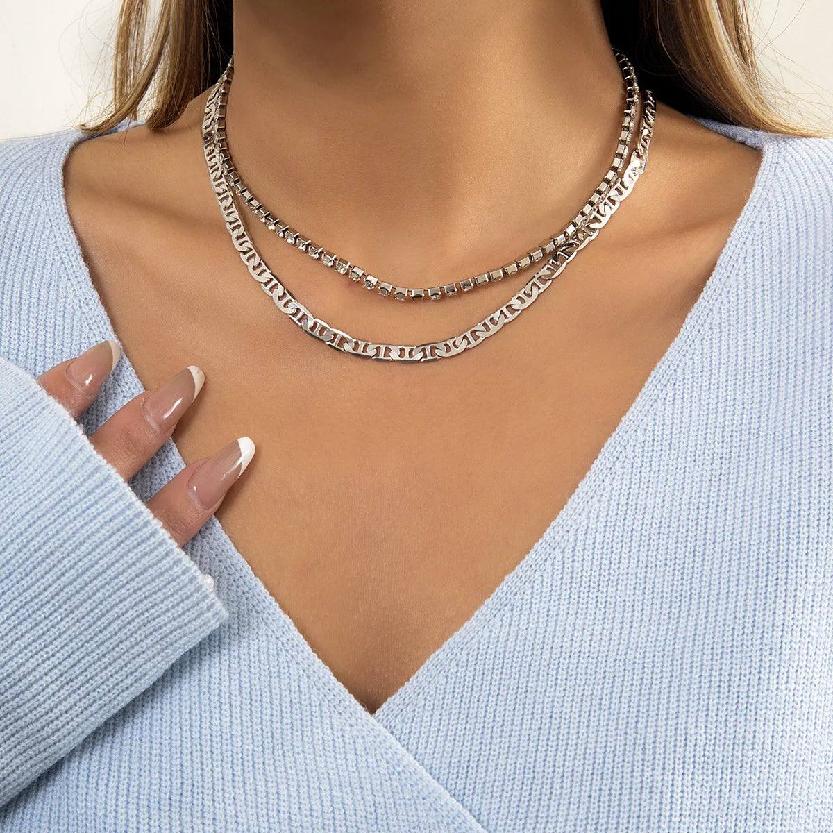Fashion Simple Cold Wind Micro Inlaid Rhinestone Collarbone Collars Everything Double Metal Women Necklace