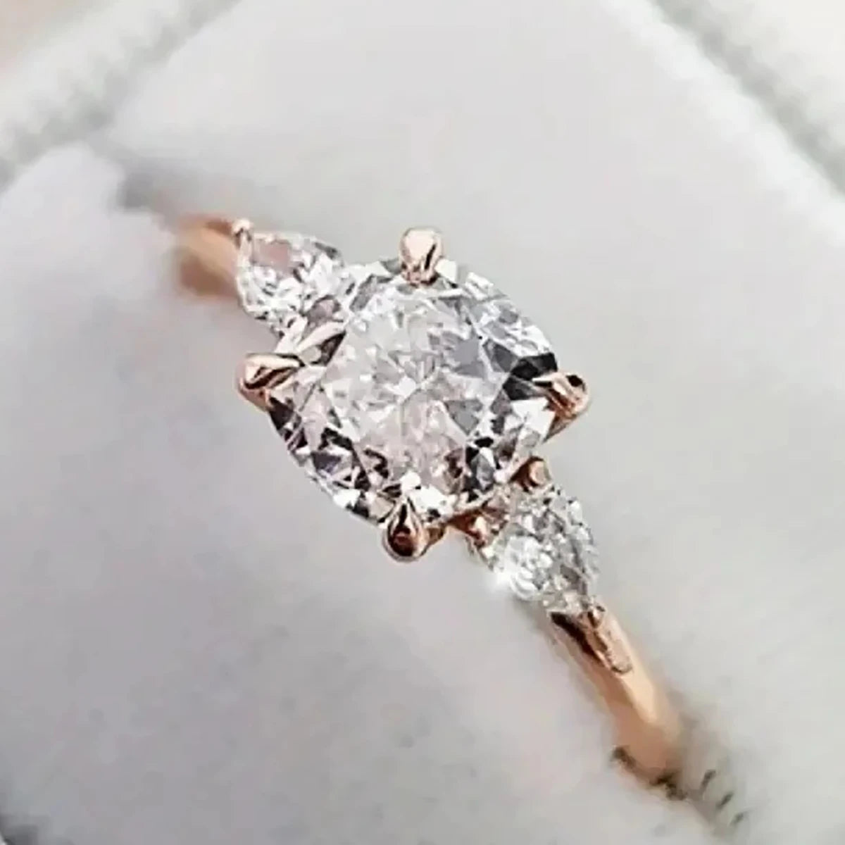 Huitan S925 Noble Geometry Design Brilliant CZ Rose Gold Plated Finger Rings Women Wedding Cubic Zirconia Sterling Silver Rings