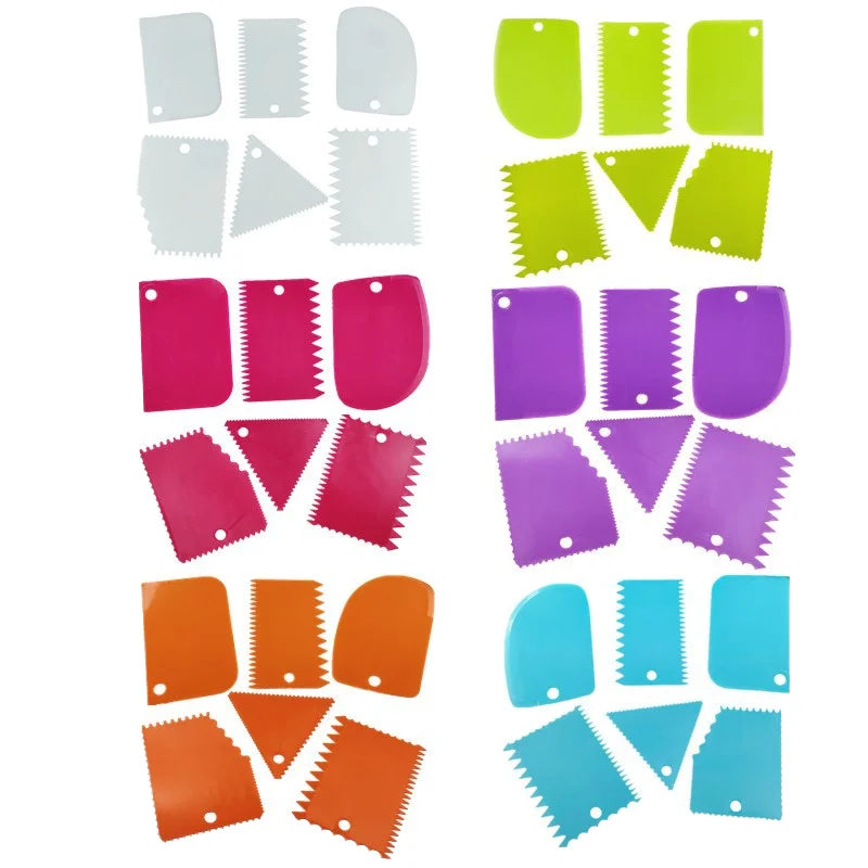 Hot Selling Cake Decorating Set Plastic Dough and Bowl Scraper Packaged in Box for Icing Smoother