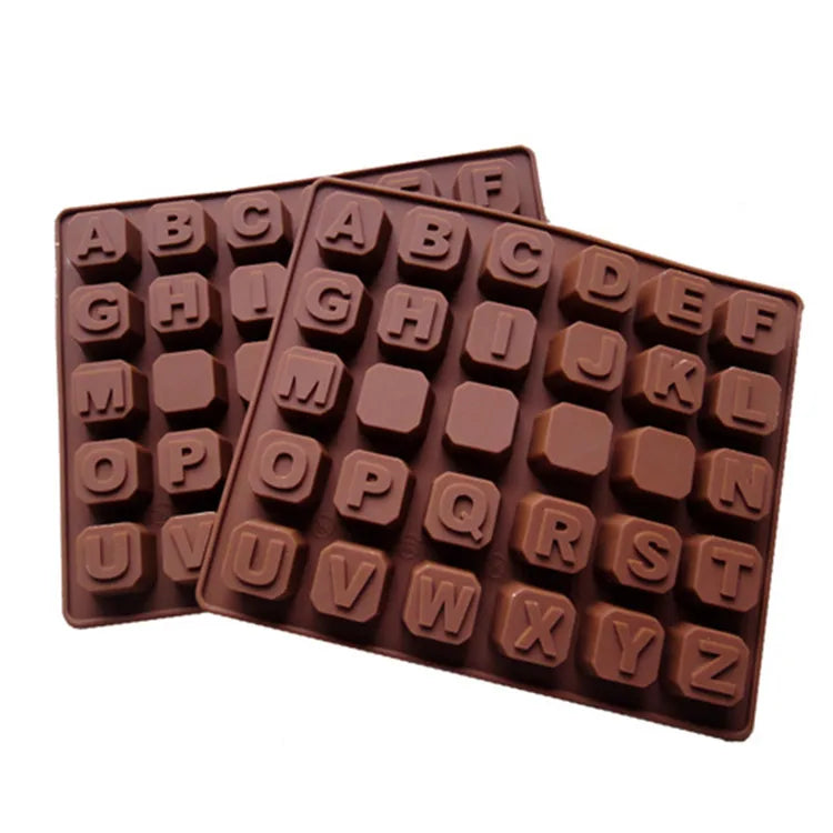 Wholesale Hot Sale OEM Wholesale Food Grade 26 English Letters Shape Cartoon Chocolate Mould Silicone Baking Molds Kids