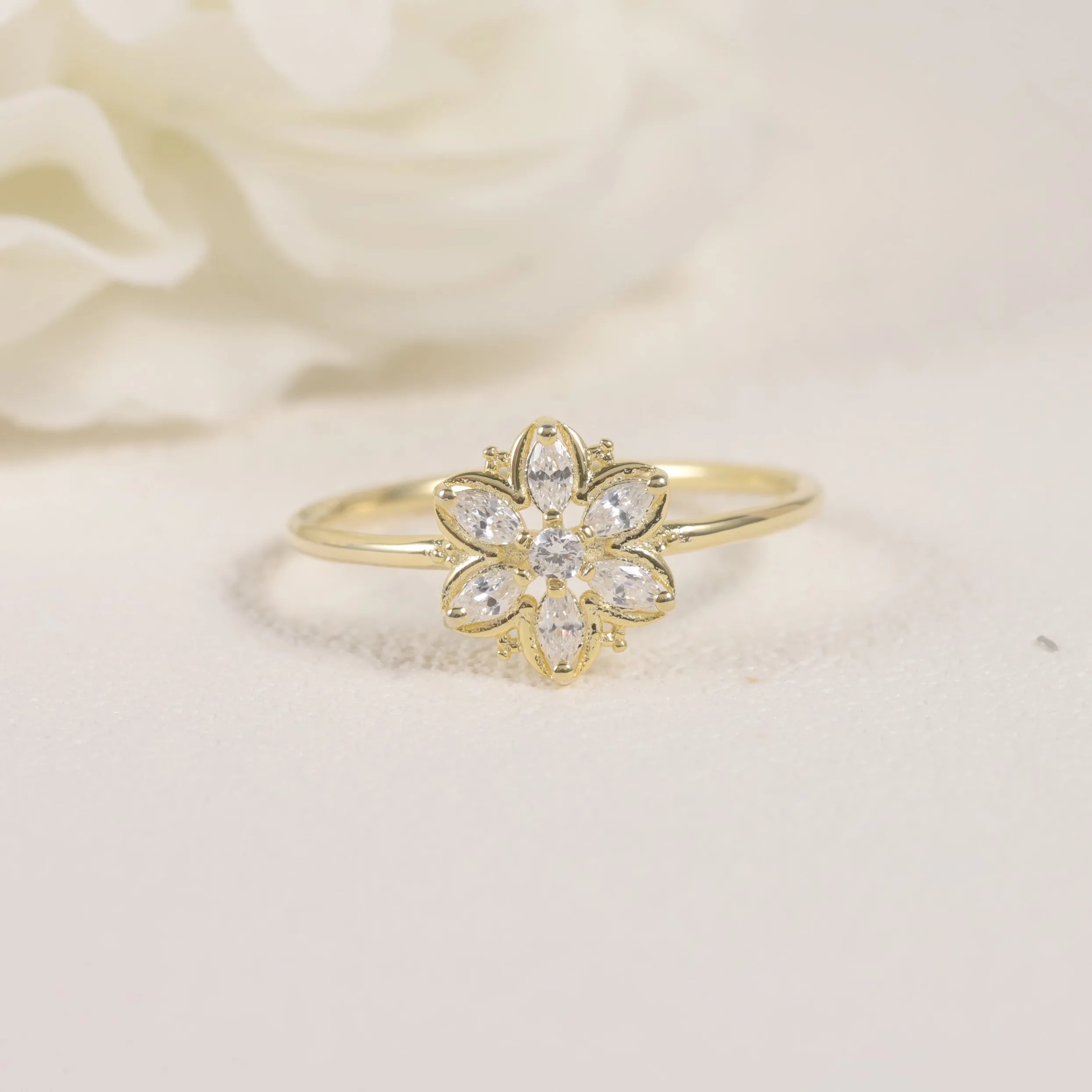 Gold Vintage Flower Ring 10K 14K 18K Yellow Gold 1.5x3mm Marquise Cut Lab Grown Diamond Women's Gleaming Lilac Flower Ring