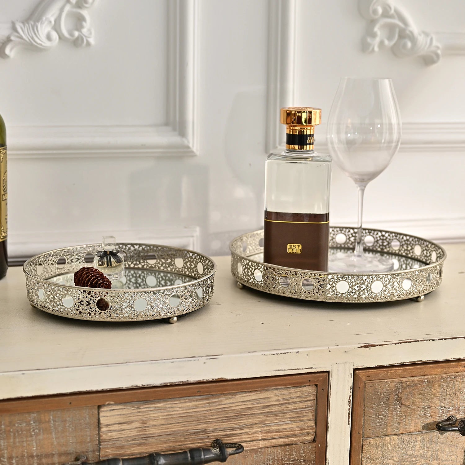 Customized Home Decor Living Room Desk Use Single Eco-friendly Reusable Luxury Silver Metal Mirror Jewelry Storage Serving Tray