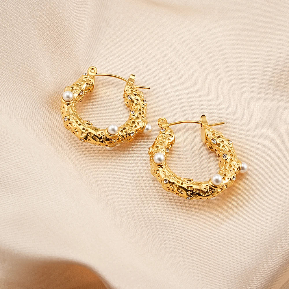 Chunky Fashion Women Hand Hammered Embossed Imitation Pearl Stainless Steel Gold Plated Hoop Earrings