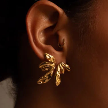 New Arrival Exquisite Holiday Style 18K Gold Stainless Steel Earring Women Jewelry Hammered Leaf Earrings