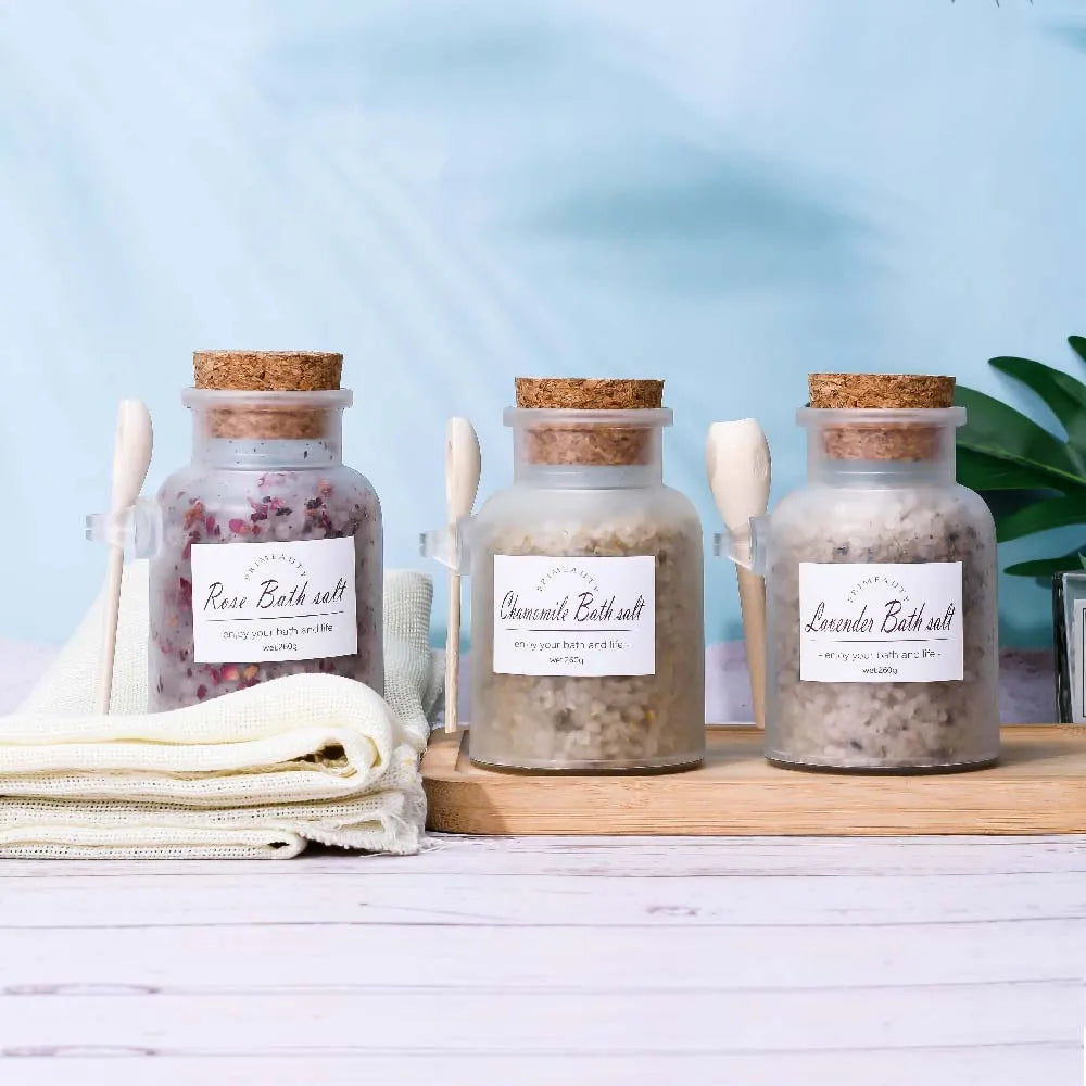 100g 200g 300g Food Storage Kitchenware clear Transparent Empty Salt Spice Plastic Bottle Jar Container with Wood Cork and Spoon