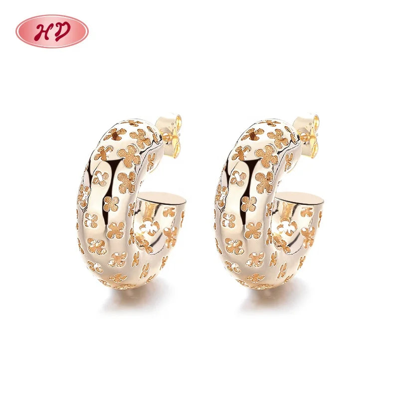 Hengdian Laminated Gold Plated Earrings 18k Fashionable Hollow Hanging Zircon Earrings Wholesale Fashion Jewelry Gift for Women