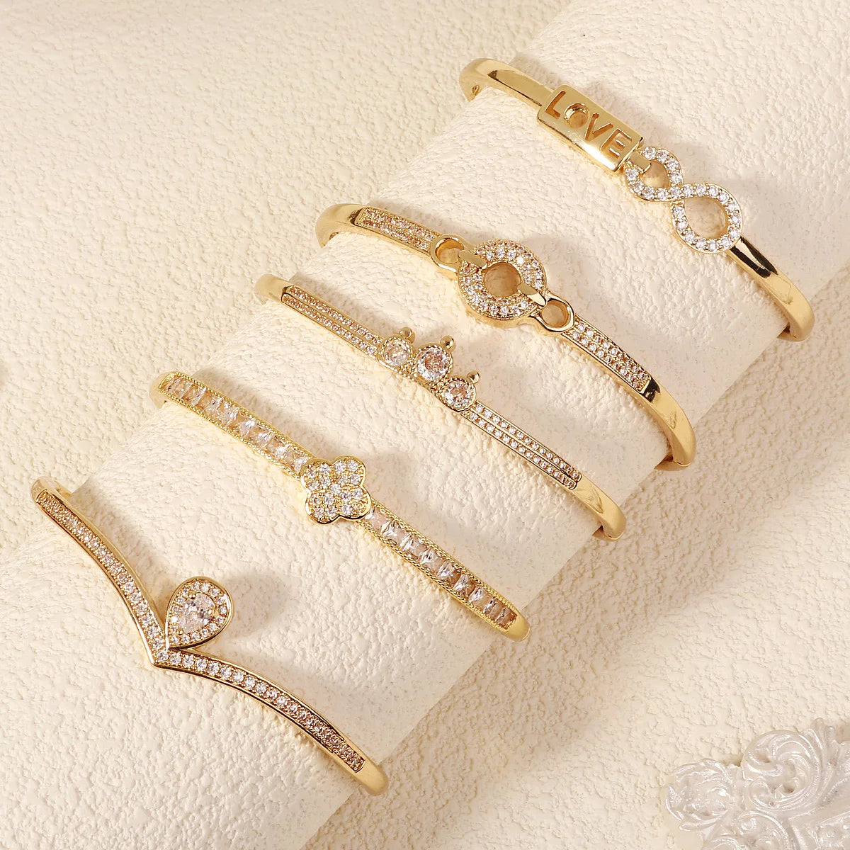 Fashion Jewelry Cubic Zircon Bangles Real Gold Plated Waterproof Anti Tarnish Fine Jewelry Bracelets Bangles